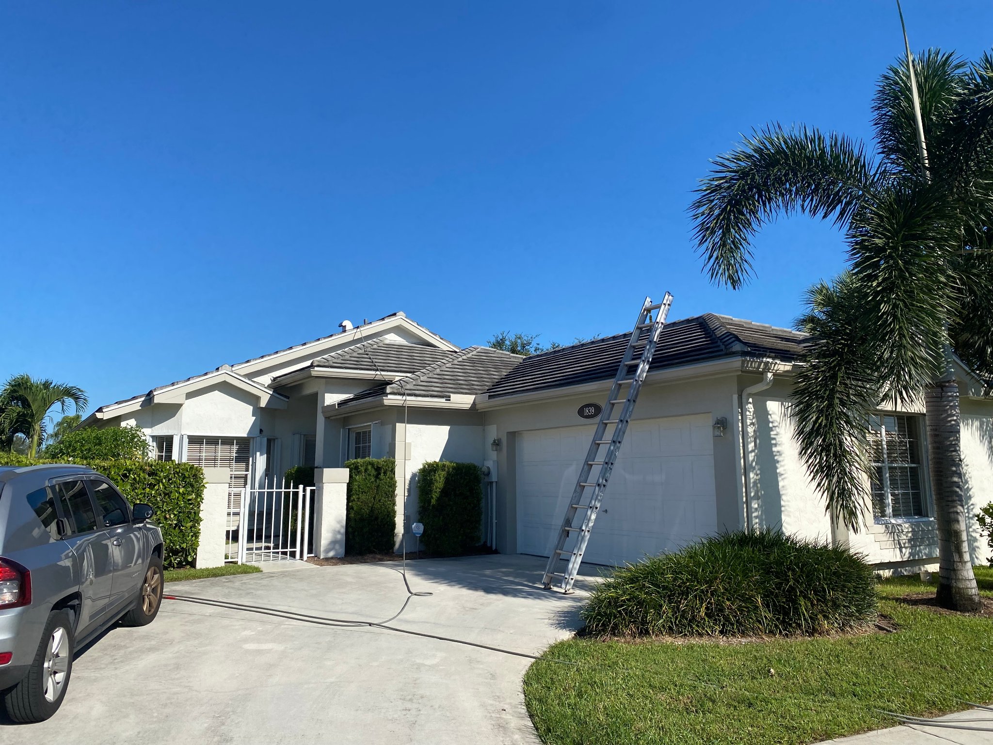 Roof Soft Wash in Progress